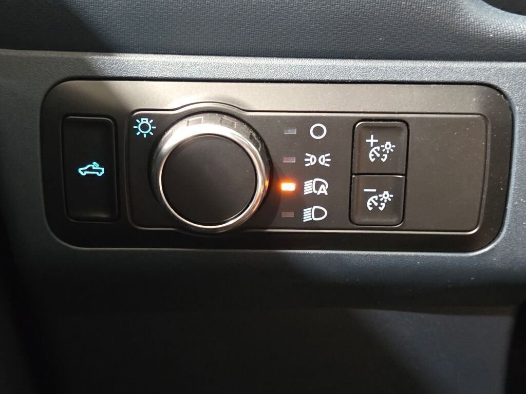 New 2025 Ford Maverick XLT w/ XLT Luxury Package image 25