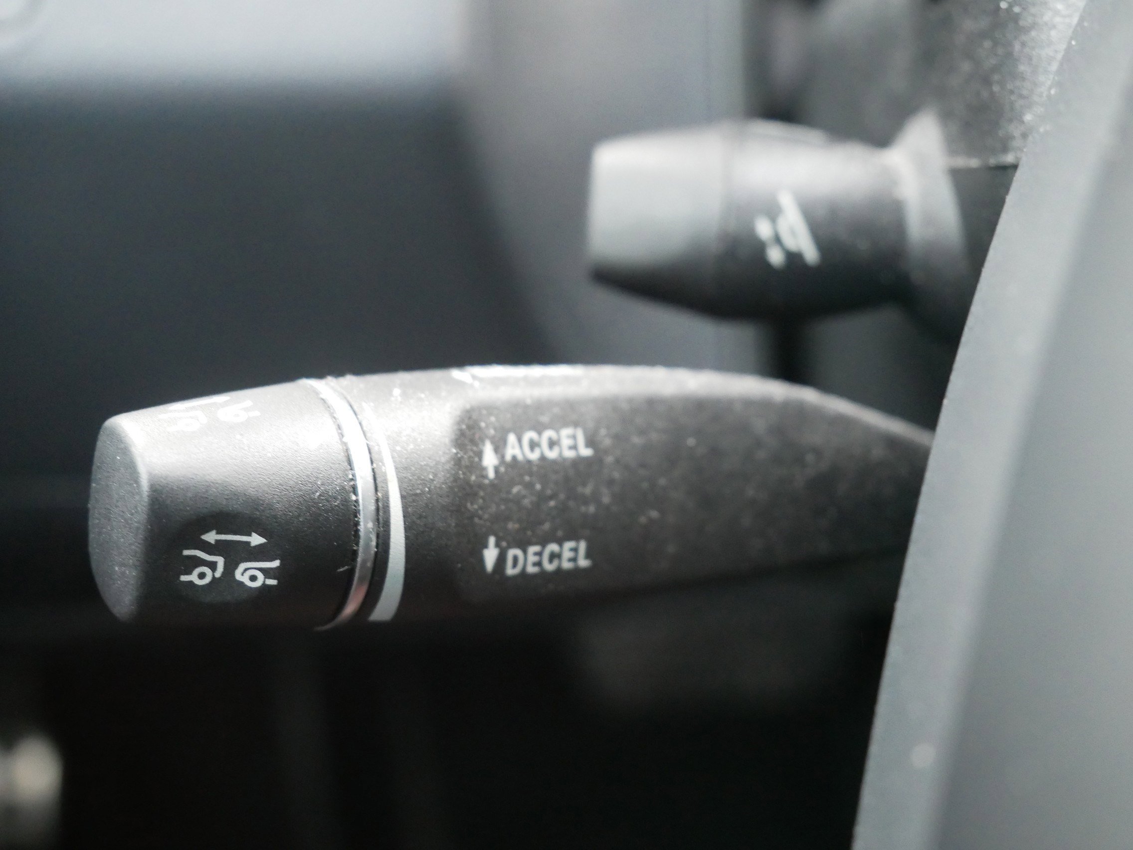 Used 2015 Mercedes-Benz E 400 4MATIC Sedan image 27