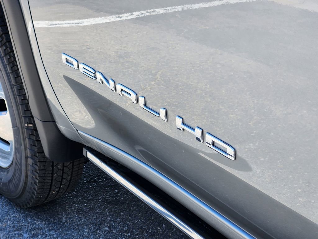 New 2025 GMC Sierra 3500 Denali Ultimate image 19