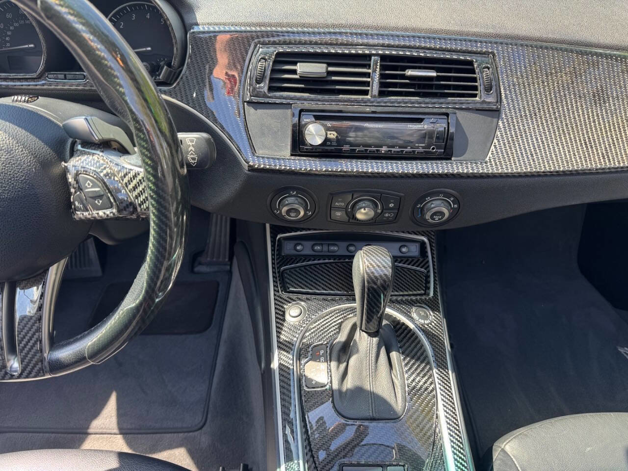 Used 2006 BMW Z4 3.0i RWD image 11