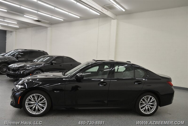 Used 2023 BMW 330e w/ Driving Assistance Package RWD image 5