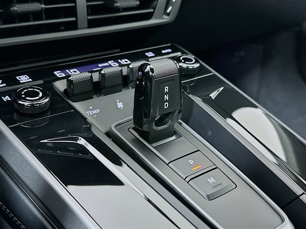 Used 2026 Porsche 911 Carrera image 18