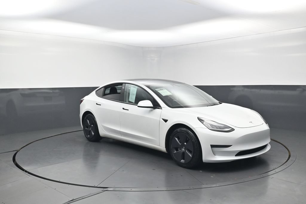 Used 2022 Tesla Model 3 Long Range AWD/4WD image 8
