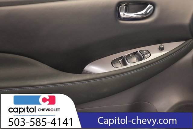 Used 2025 Nissan Leaf S FWD image 11