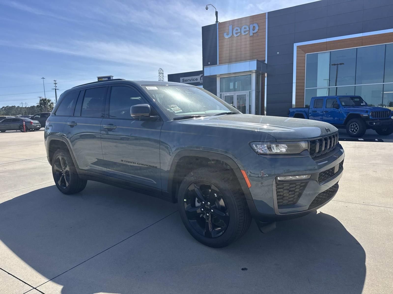 New 2026 Jeep Grand Cherokee Limited w/ Limited Altitude Package