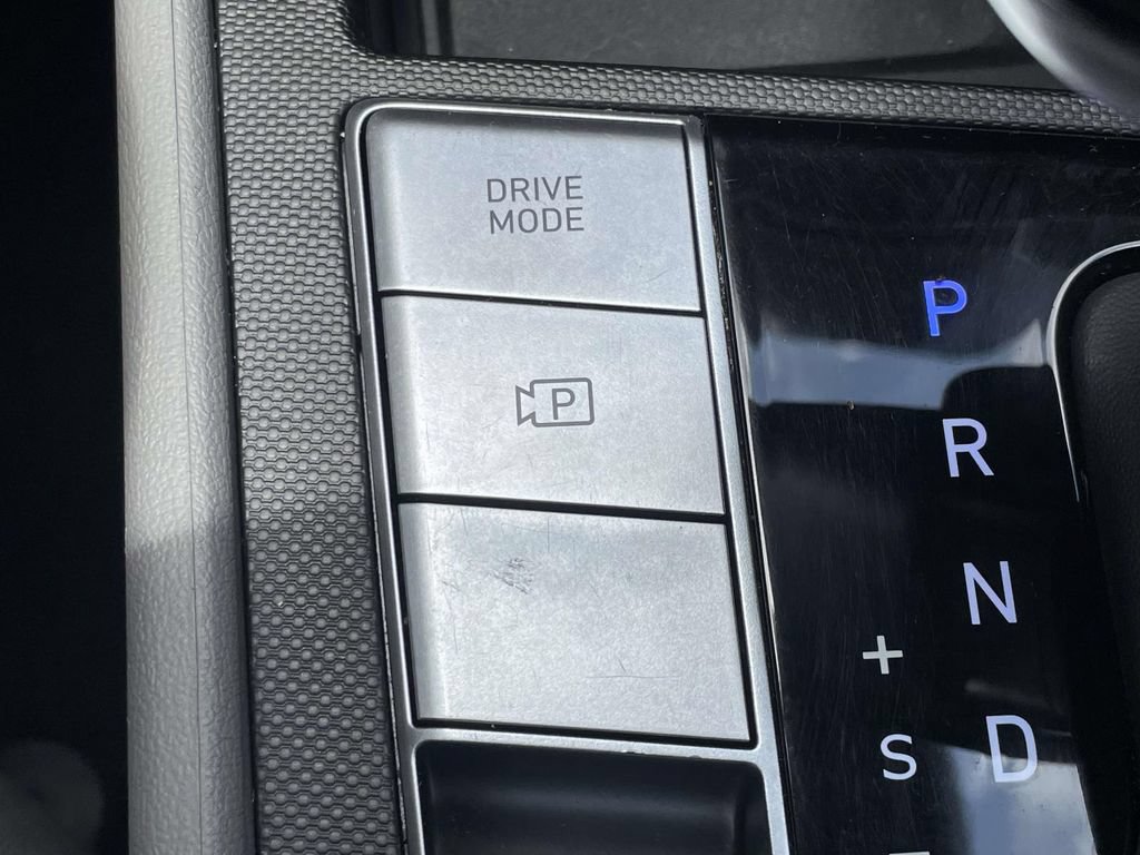 Certified 2023 Hyundai Elantra SEL w/ Convenience Package FWD image 31
