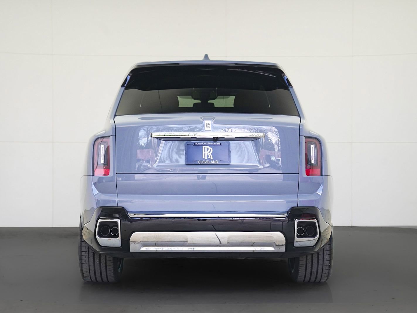 New 2026 Rolls-Royce Cullinan image 3