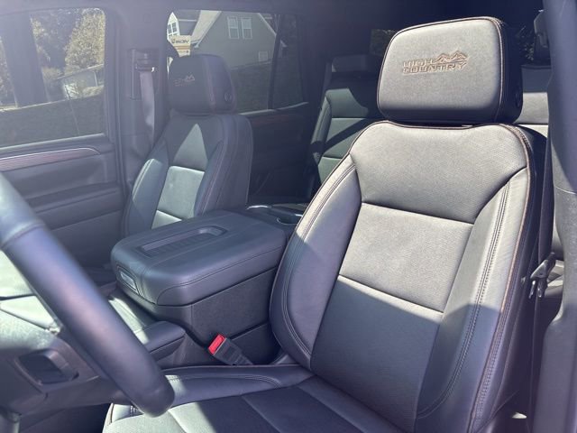Used 2024 Chevrolet Tahoe High Country image 13