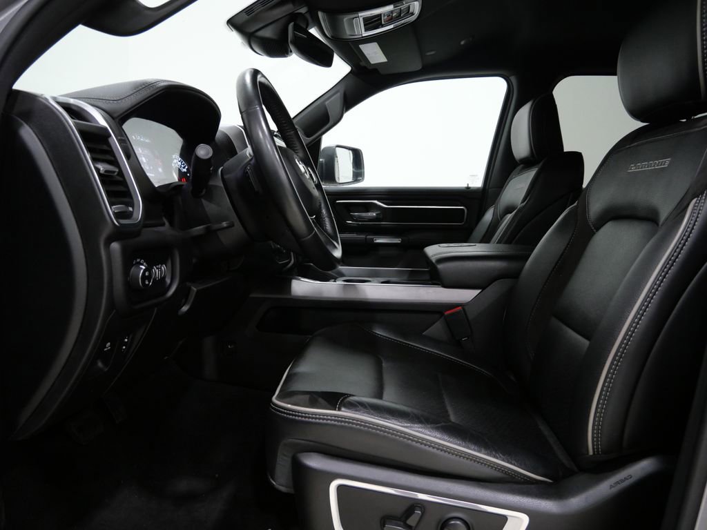 Used 2023 RAM 1500 Laramie AWD/4WD image 11