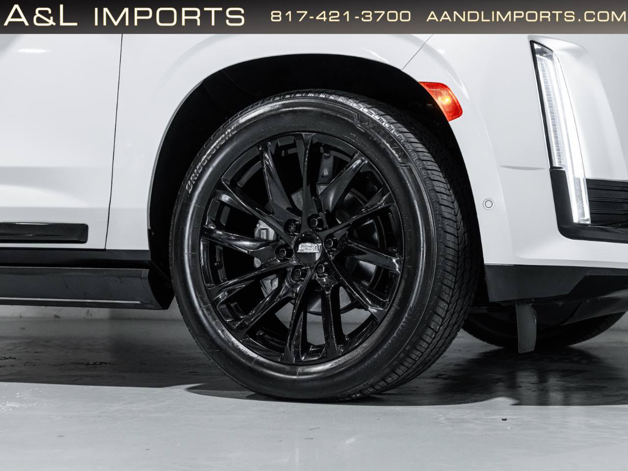 Used 2024 Cadillac Escalade Sport Platinum w/ LPO, ONYX Package AWD/4WD image 38