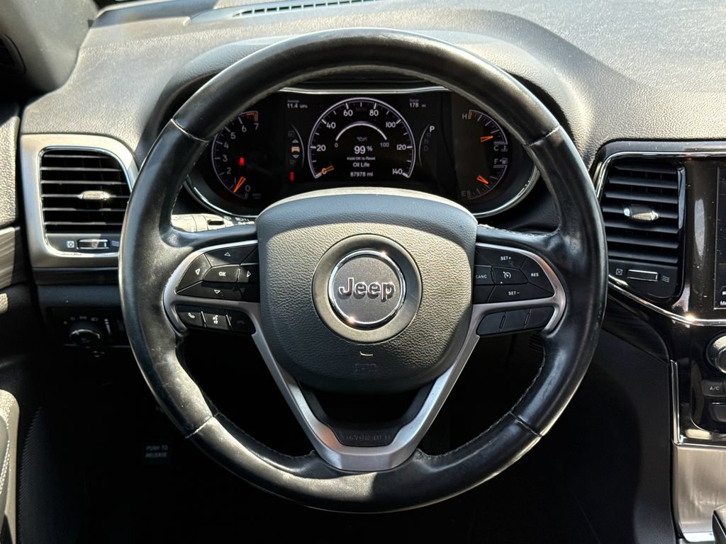 Used 2022 Jeep Grand Cherokee Laredo X RWD image 14