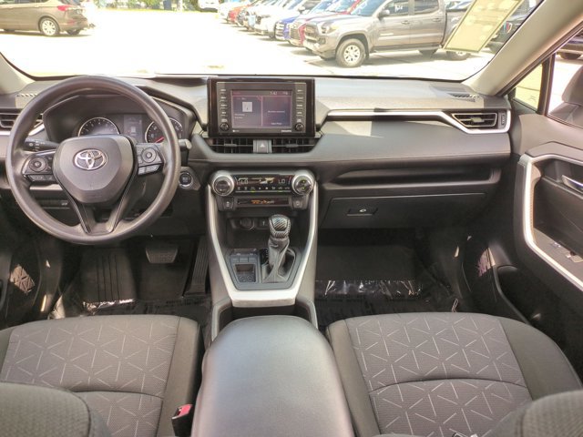 Certified 2022 Toyota RAV4 XLE w/ Convenience Package FWD image 18