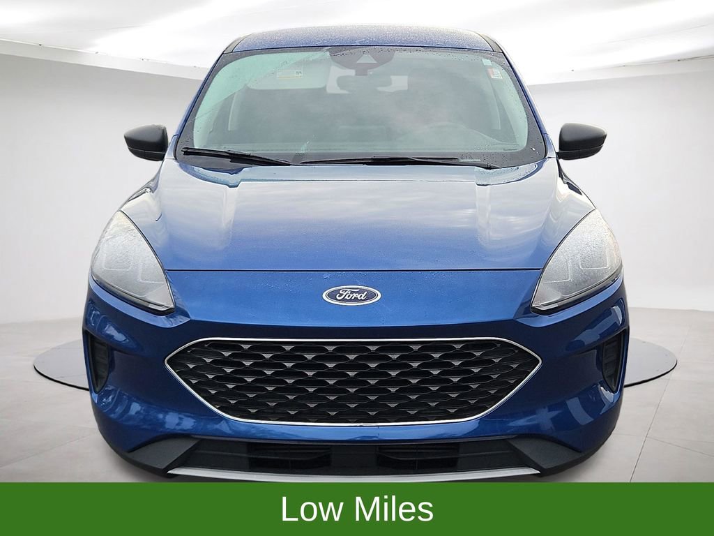 Used 2022 Ford Escape SE video 2