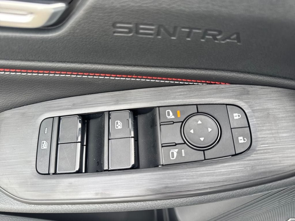 New 2026 Nissan Sentra SR w/ SR Premium Package FWD image 18