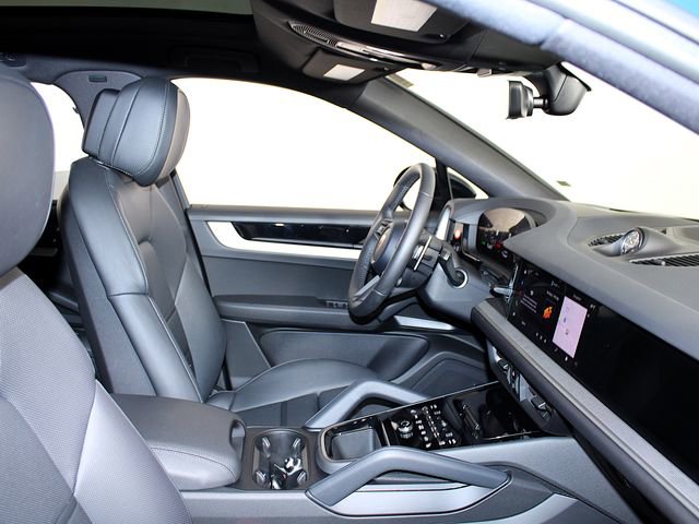 New 2026 Porsche Cayenne S AWD/4WD image 25