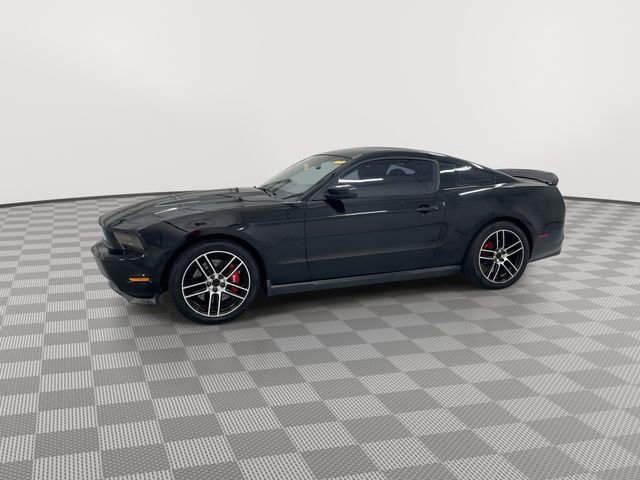 Used 2011 Ford Mustang GT Premium w/ Brembo Brake Pkg image 5
