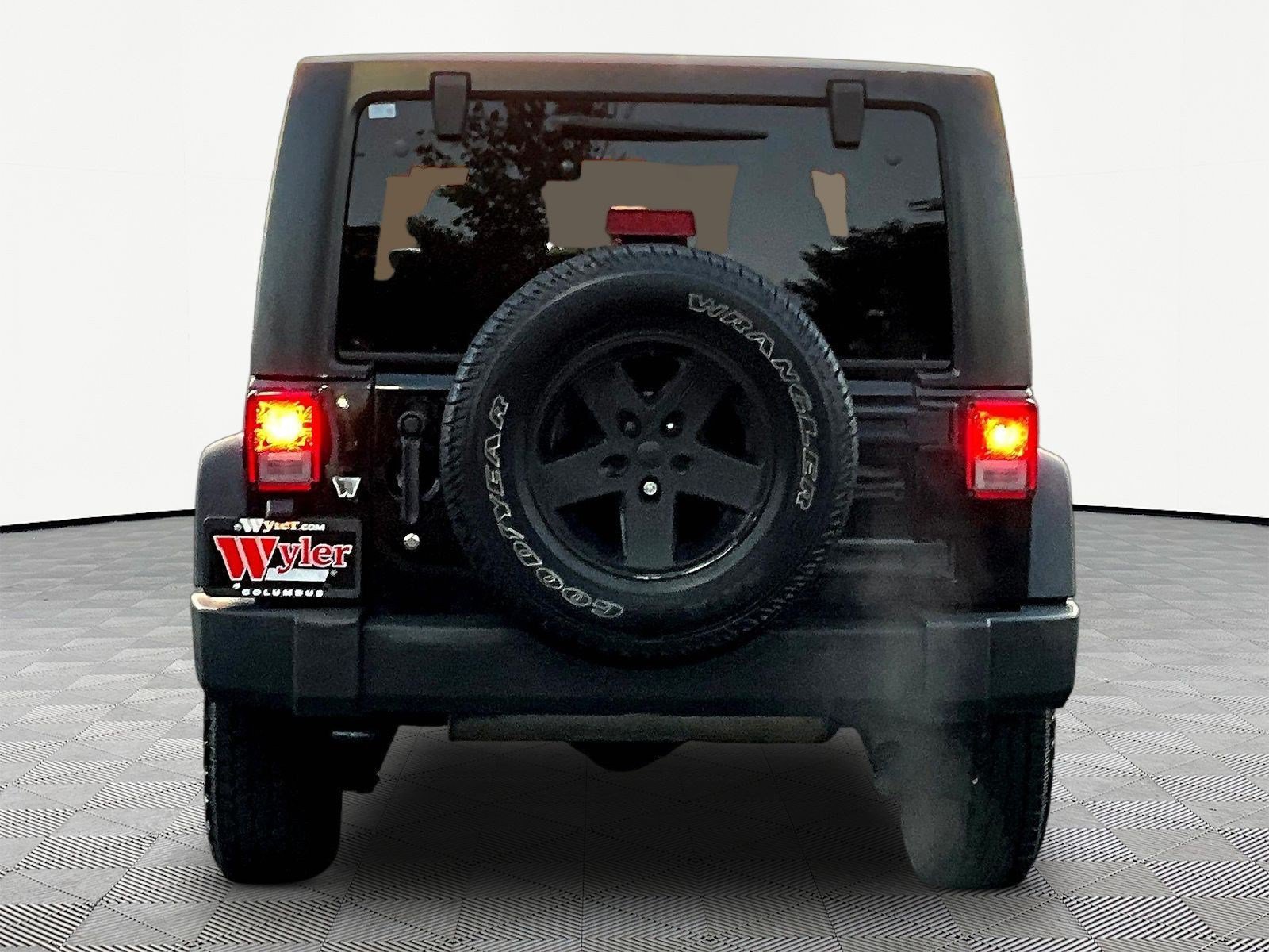 Used 2015 Jeep Wrangler Sport w/ Quick Order Package 24S AWD/4WD image 5