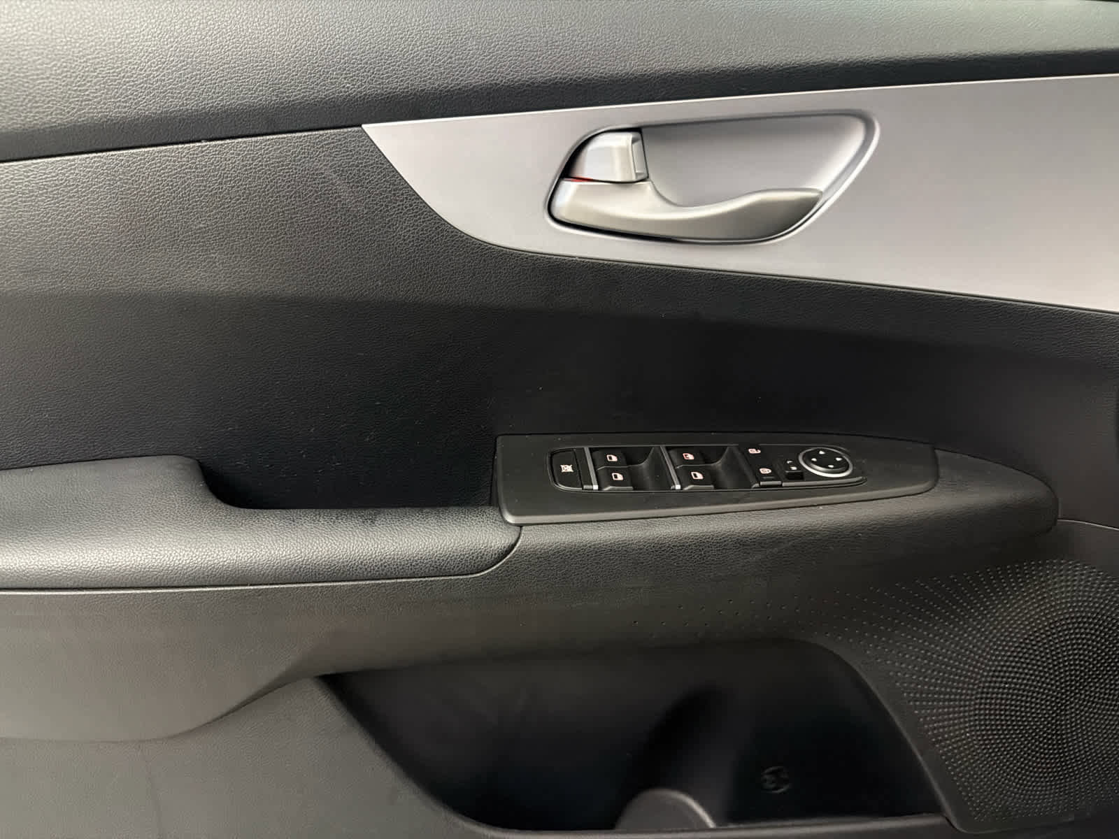 Used 2024 Kia Forte LX image 22