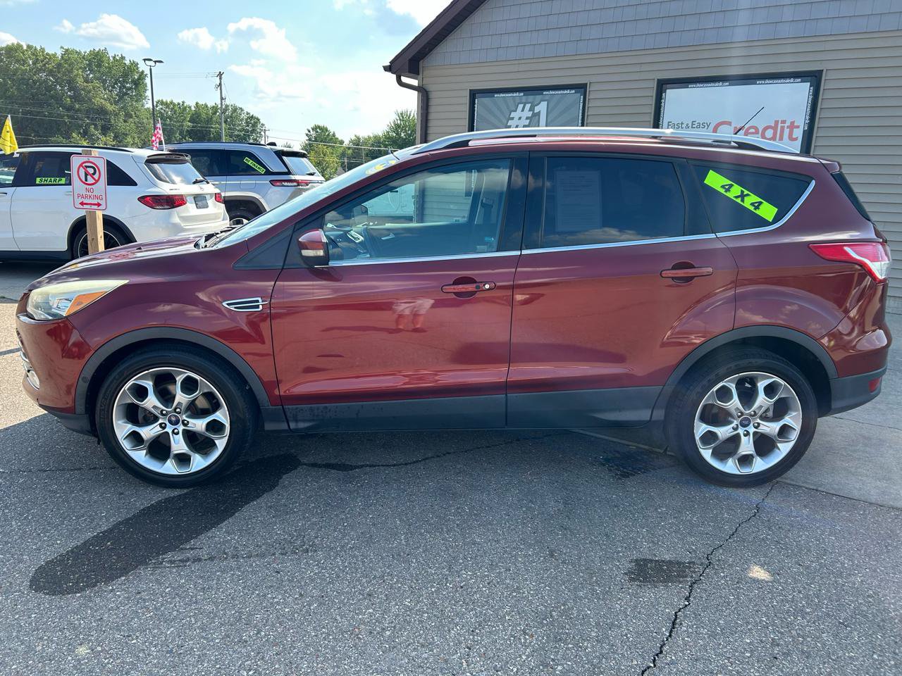 Used 2014 Ford Escape Titanium w/ Equipment Group 401A AWD/4WD image 8