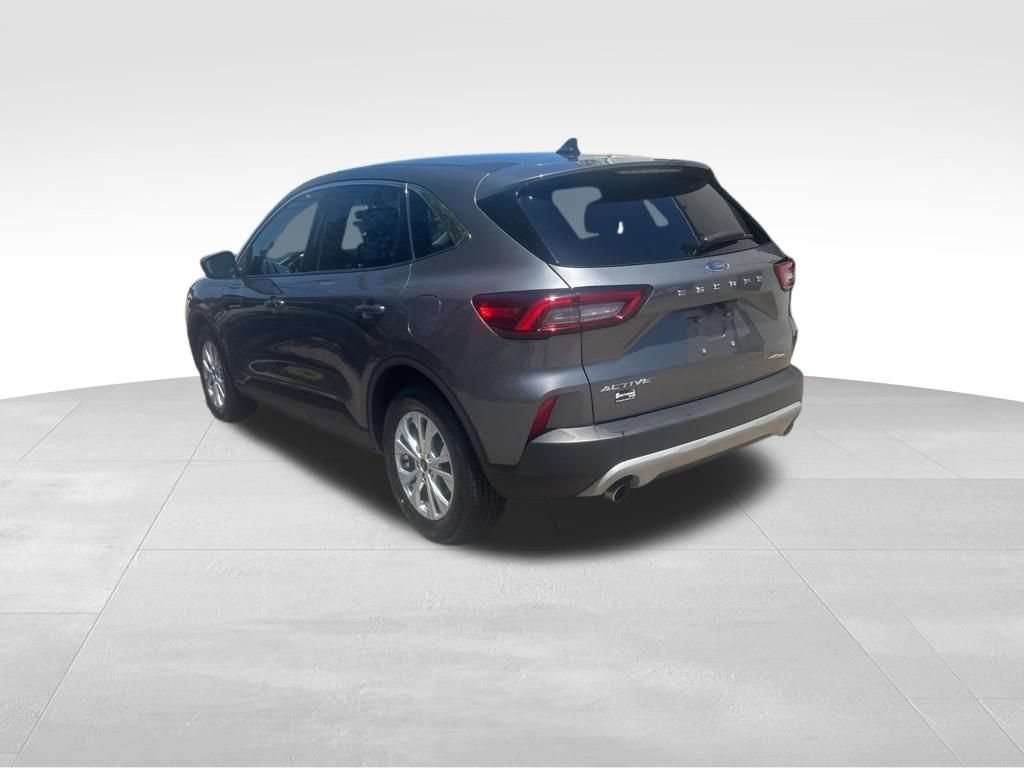 Used 2024 Ford Escape Active FWD image 4
