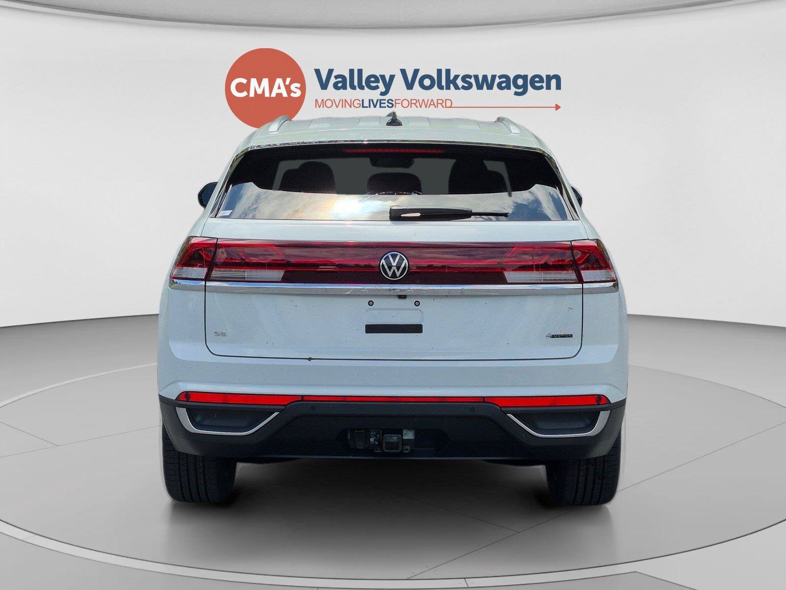 New 2026 Volkswagen Atlas Cross Sport SE AWD/4WD image 4