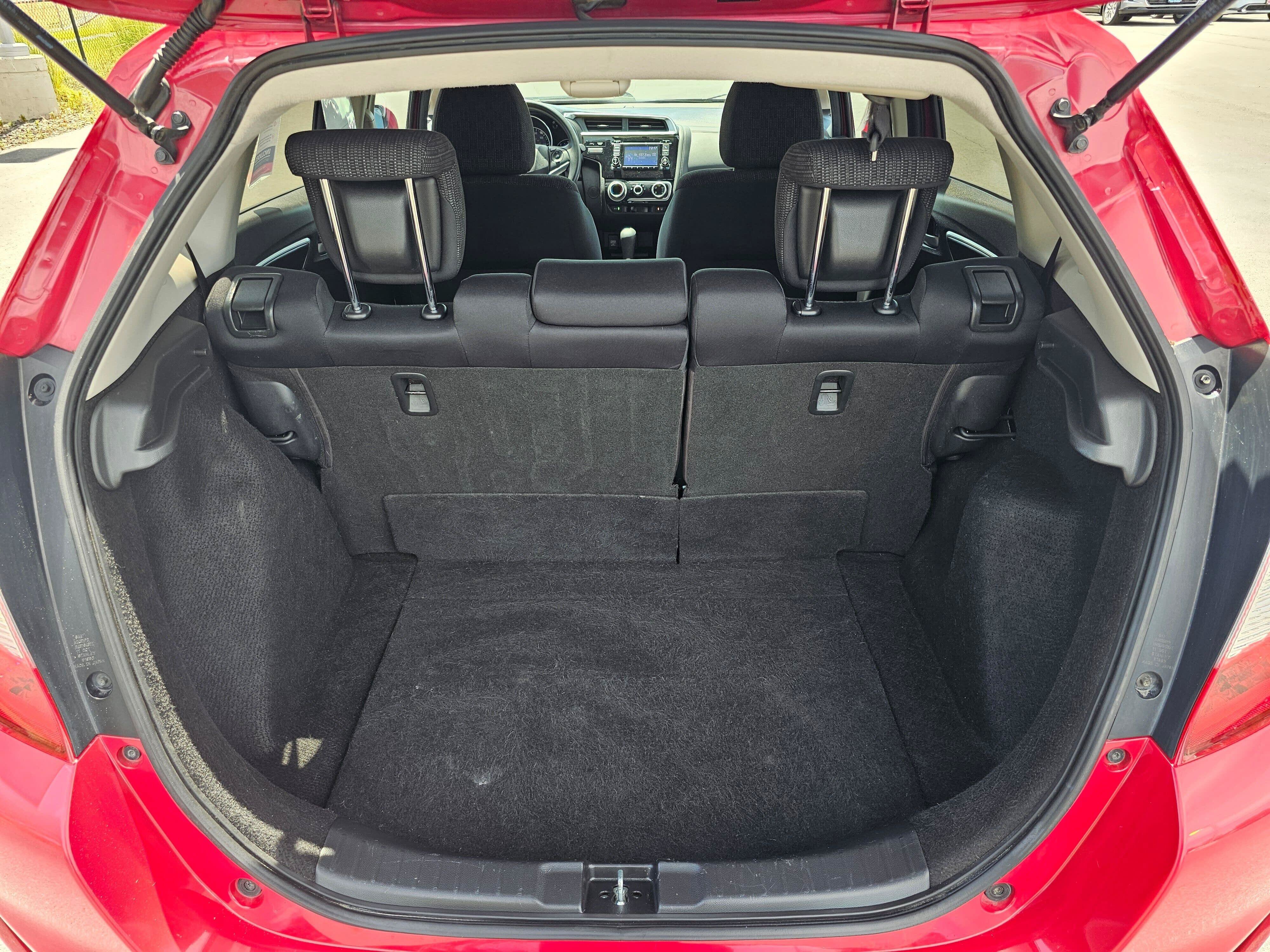 Used 2016 MAZDA MX-5 Miata Club RWD image 46