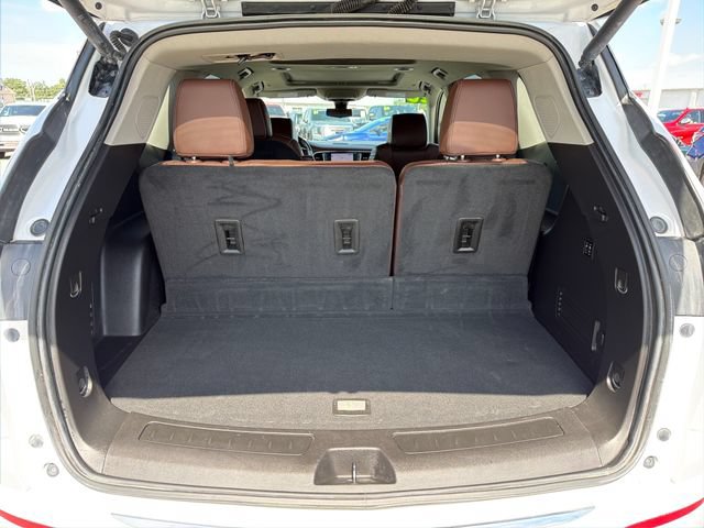 Used 2020 Buick Enclave Avenir w/ Avenir Technology Package AWD/4WD image 29
