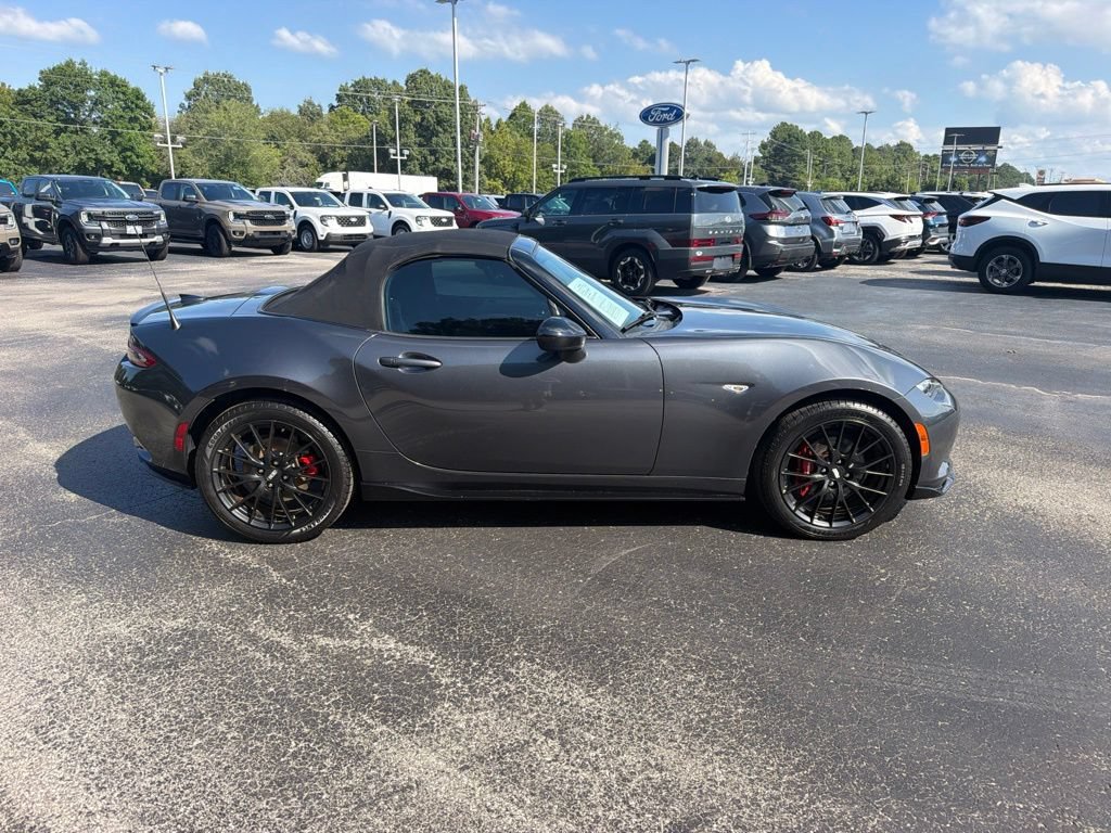 Used 2017 MAZDA MX-5 Miata Club w/ Brembo/BBS Package RWD image 2