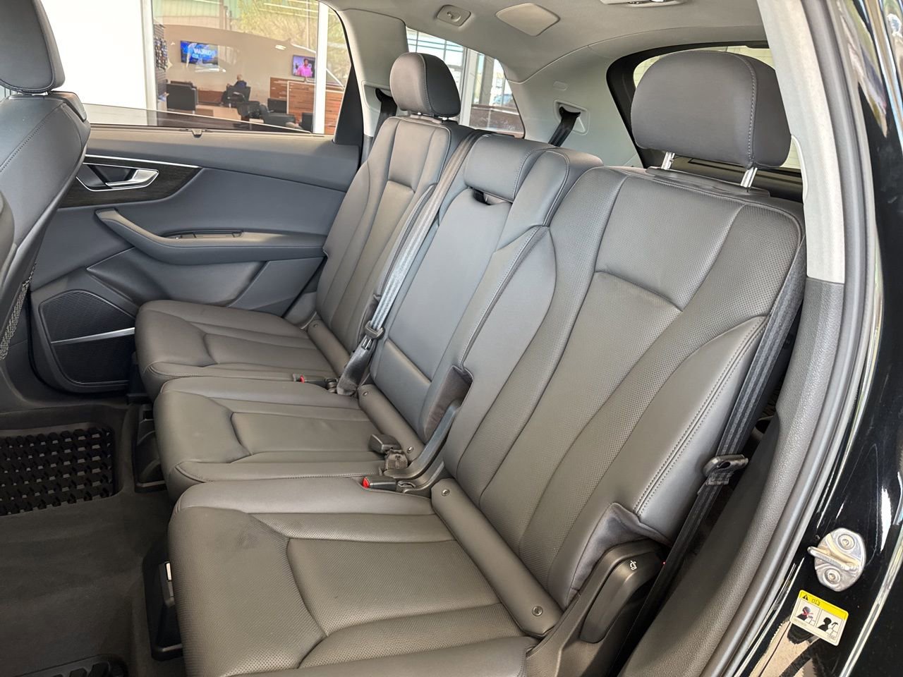 Used 2022 Audi Q7 3.0T Prestige image 41