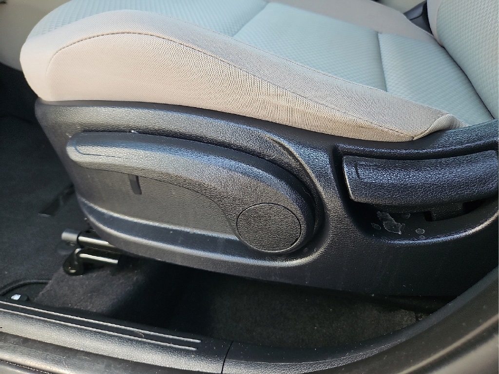 Used 2023 Kia Soul LX FWD image 17