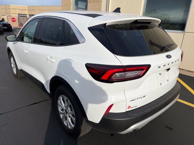 Certified 2023 Ford Escape Active AWD/4WD image 3