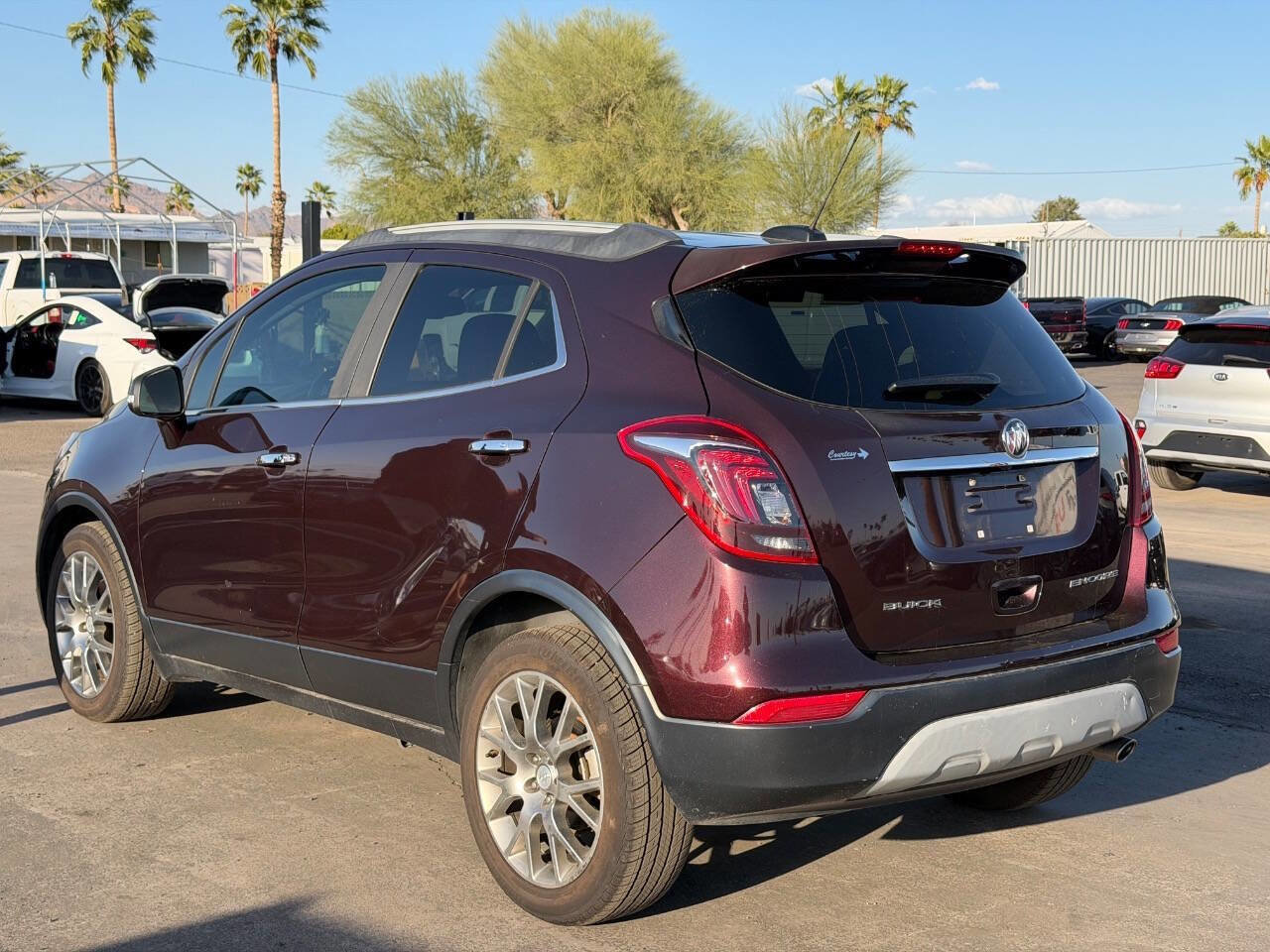 Used 2018 Buick Encore Sport Touring image 4