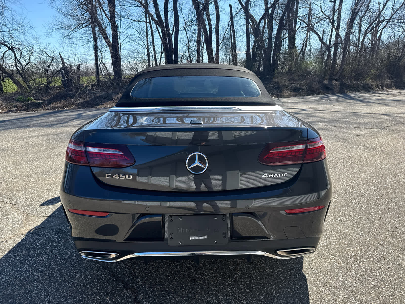 Used 2023 Mercedes-Benz E 450 4MATIC Cabriolet image 4