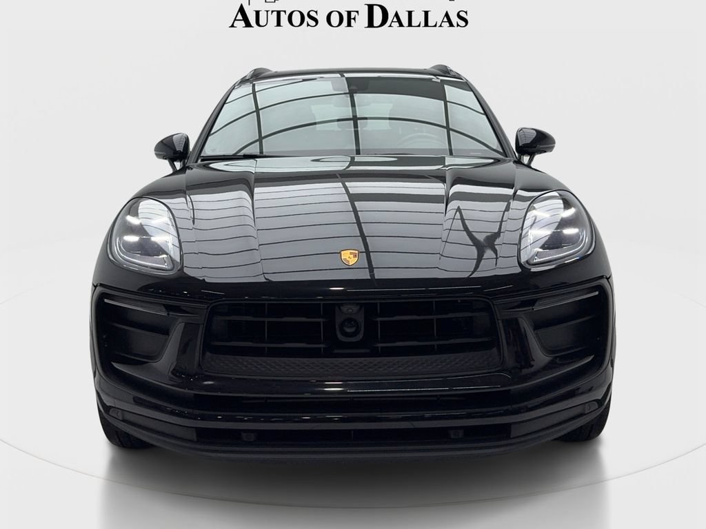 Used 2024 Porsche Macan Turbo AWD/4WD image 3