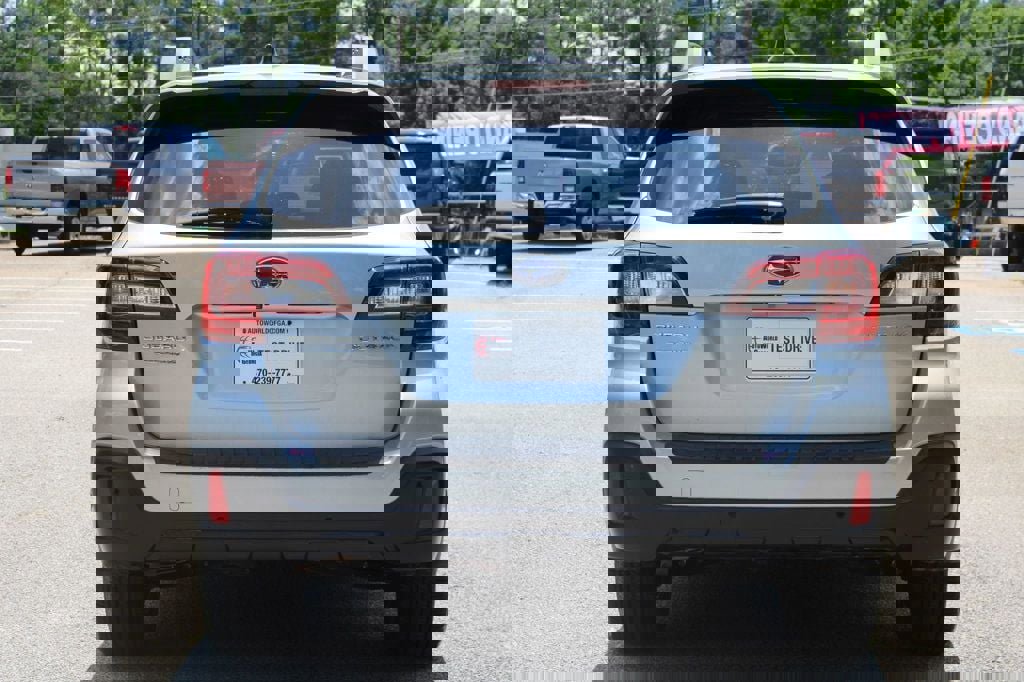 Used 2018 Subaru Outback 2.5i Limited image 6