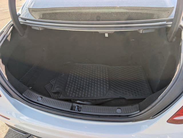 Used 2018 Mercedes-Benz E 300 4MATIC image 28
