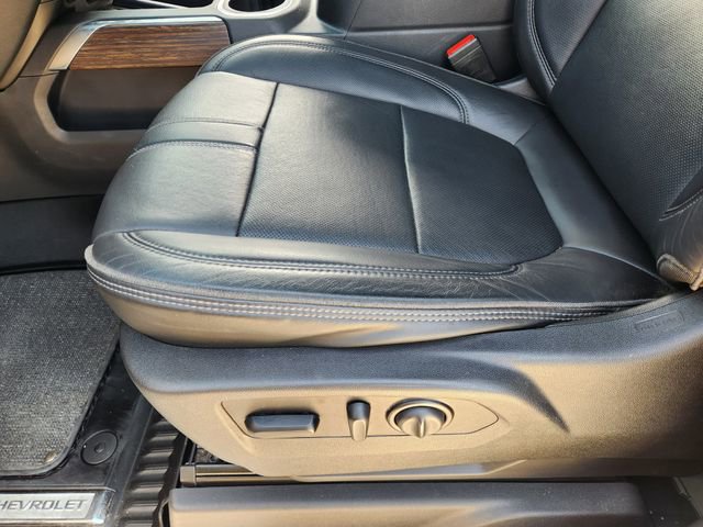 Used 2021 Chevrolet Silverado 1500 High Country w/ Technology Package AWD/4WD image 25