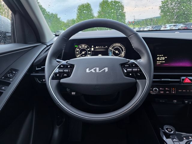 New 2026 Kia Niro Wind w/ Wind Preserve Package FWD image 24