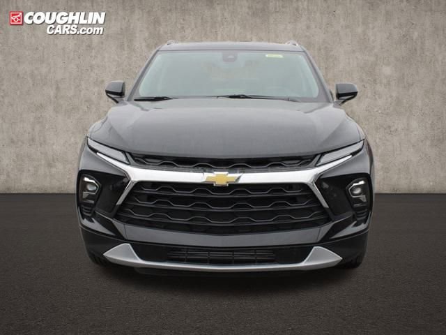 New 2025 Chevrolet Blazer LT w/ Convenience Package video 3