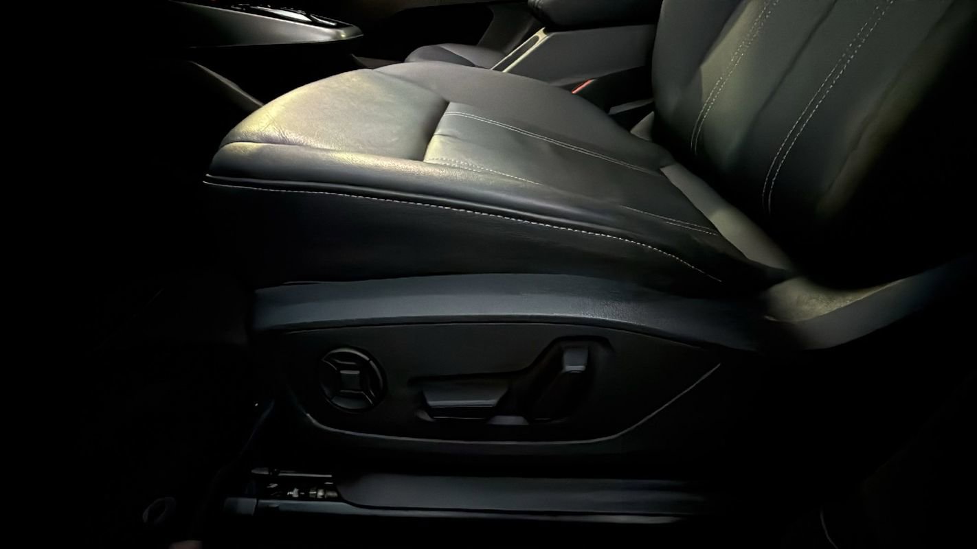 Used 2024 Audi Q4 e-tron Premium Plus w/ Premium Plus image 27