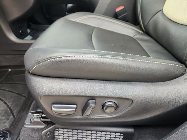 Used 2026 Toyota Sienna Platinum image 21