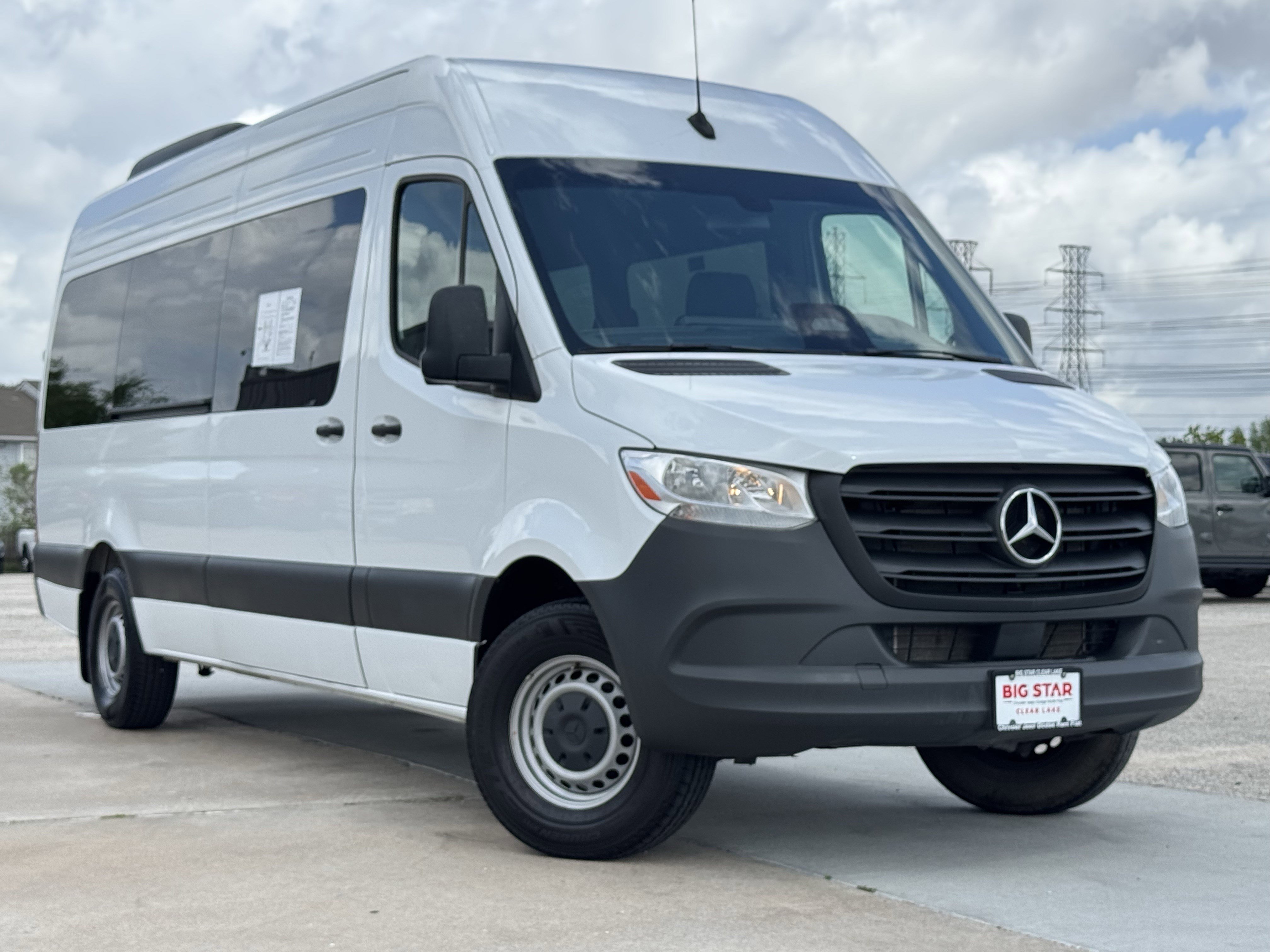 Used 2025 Mercedes-Benz Sprinter 2500 video 2
