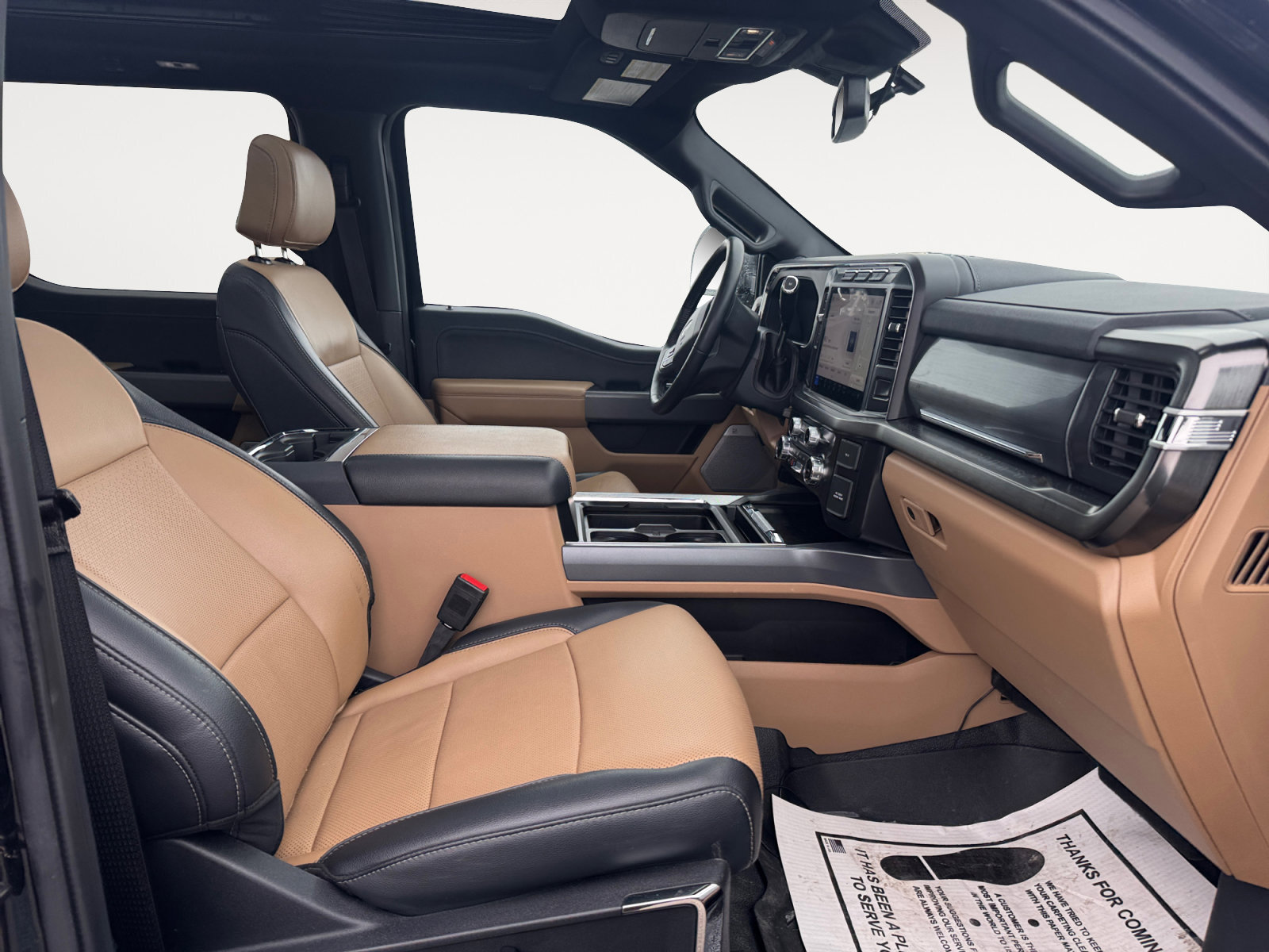 Used 2024 Ford F350 Lariat w/ Black Appearance Package image 15