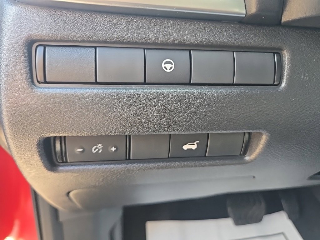 Used 2021 Nissan Rogue SV w/ Premium Package image 13