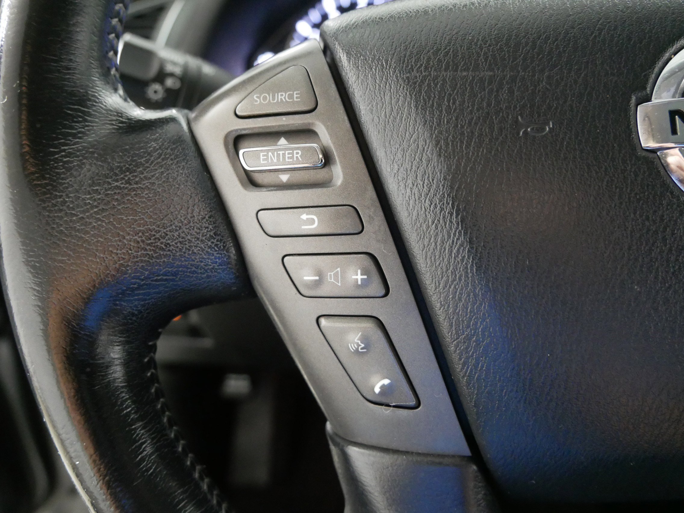 Used 2019 Nissan Armada SL w/ Premium Package image 27