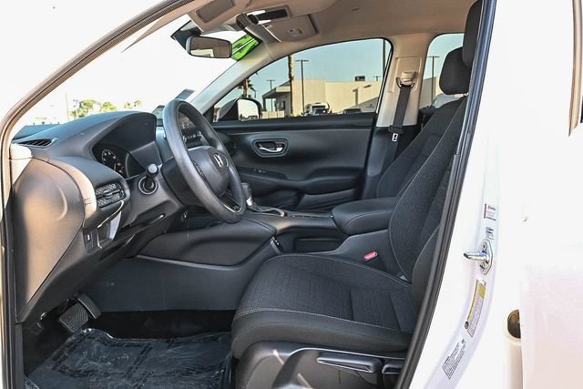 Used 2025 Honda HR-V LX image 21