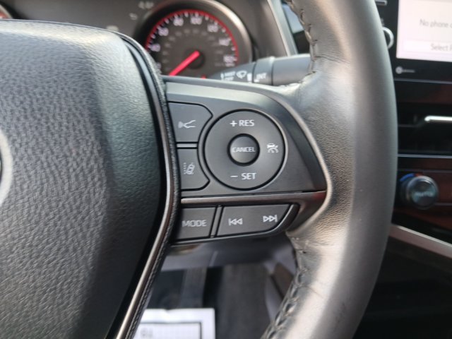 Used 2023 Toyota Camry XSE FWD image 18