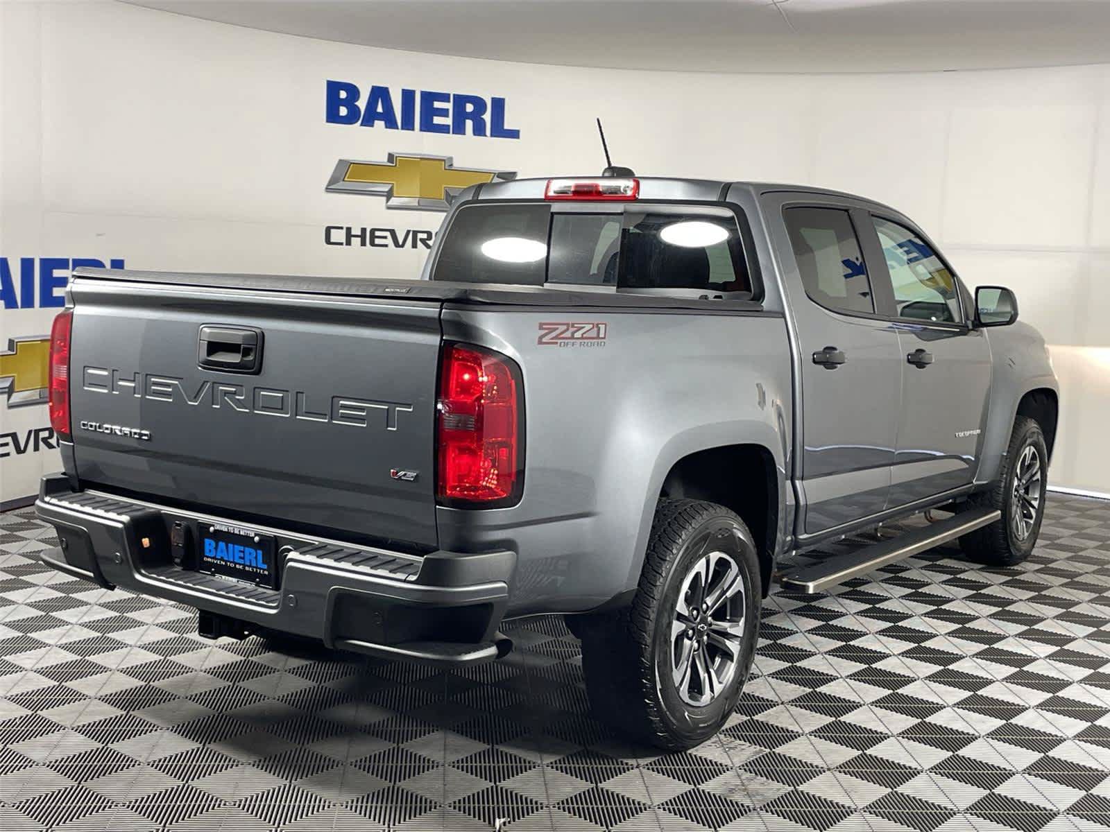 Used 2022 Chevrolet Colorado Z71 AWD/4WD image 5