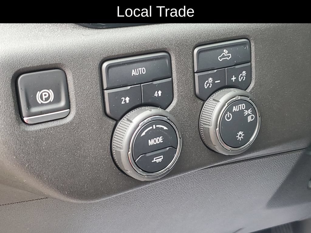 Used 2024 Chevrolet Silverado 1500 LT AWD/4WD image 7