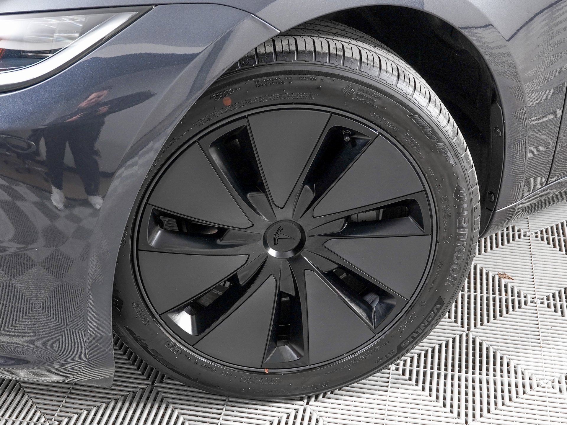 Used 2024 Tesla Model 3 Long Range image 34